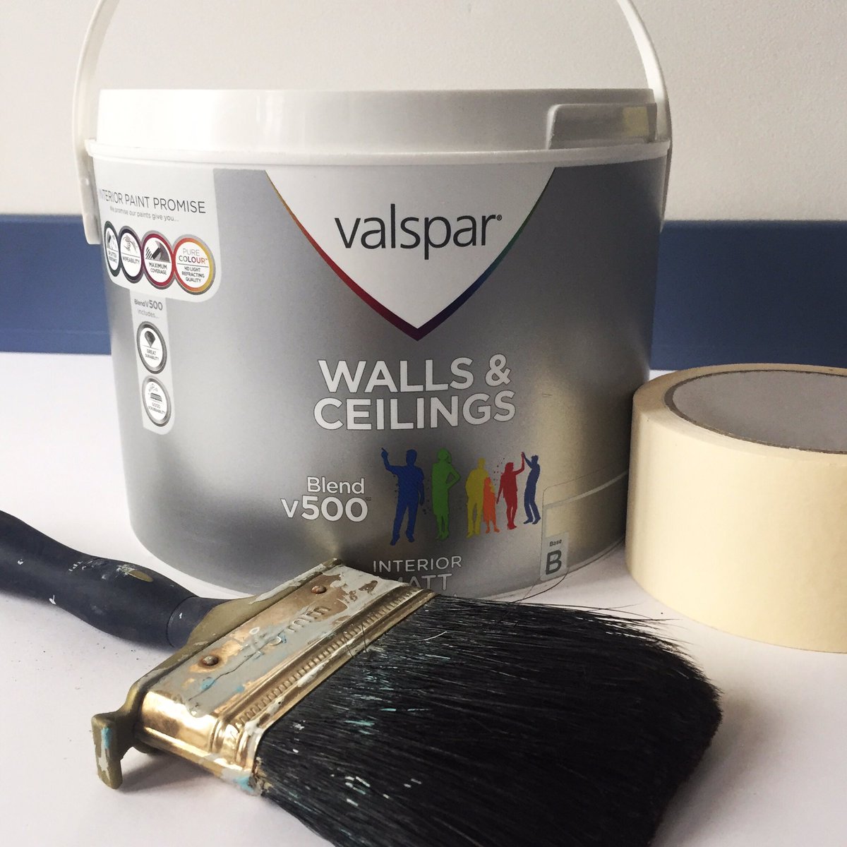Fresh paint, fresh creativity. Check out our new office colours soon. instagram.com/p/B1JdipqD60j/…

#officemakeover #creative #branding #packaging #design #norwich #norfolk