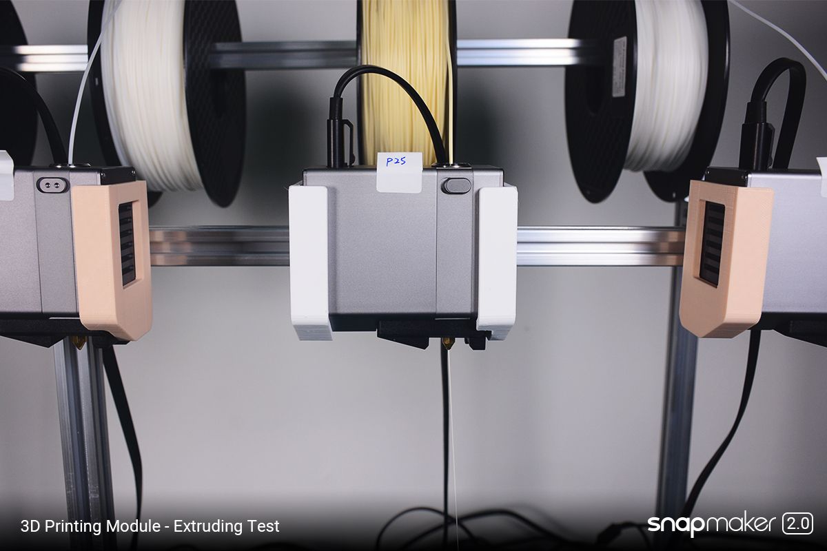 snapmaker's tweet image. We have started the tests of different modules. For example, we are now doing the extruding test for the 3D printing modules. This test makes sure the extruder can extrude filament smoothly. #Snapmaker2 
Learn more about the Snapmaker 2.0 at buff.ly/32L0kbn