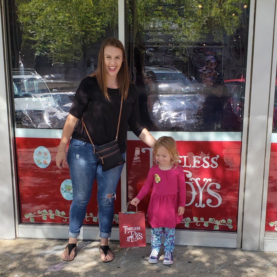 AmeliaIslandToy's tweet photo. When you're as passionate about your work as these ladies, you can turn any trip into a work trip! #Chicago is full of amazing independent toy stores, and they had so much fun exploring and learning from their Windy City colleagues. 
#astramighty #jacksonville #besttoystore https://t.co/qIwjcqHPOE