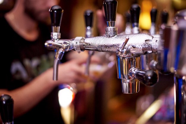 flintsbarmg's tweet photo. About those after work beers...
Thereโs always time for a pint ๐ป
Our revamped draught beer range is perfect for the summer.
#timeforapint #afterwork #afterworkdrinks #afterworkbeers #meregreen #suttoncoldfield #fouroaks #birminghamuk https://t.co/faam8ffmfy