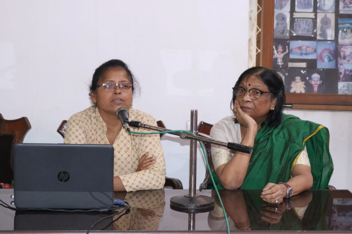 KolIndian's tweet photo. Field Archaeology Course 2019 Indian Museum Kolkata 
Today's topic: Field Archaeology Experience for understanding the artifacts, Culture, civilization etc.a case study of Archaeological Excavations at Kunal a protohistoric site in Haryana by Dr.Banani Bhattacharya Dy.Director. https://t.co/r1Hq1Tf2QJ