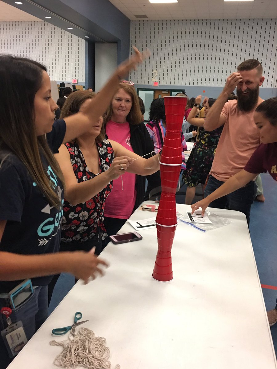 SE4Masterminds's tweet photo. Day 2 with #teamsleepingbag!! #CupStackChallenge 🎉🔥🐯 #2ndplace #pressure #teambuilding @Sheldon_Tigers @rysquierdo1 @jadavison1 @VGarzaSEstem1 @KatieLever2014 @AlmaguerRosinda @katherinecantu @SheldonISD https://t.co/9Rq9cUmlXd
