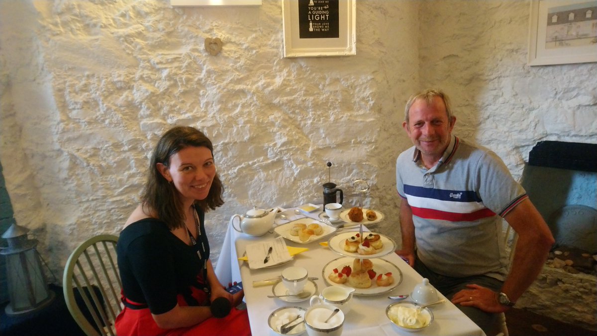 Great to see <a href="/SparksyOnRadio/">Gordon Sparks</a> and <a href="/angelakalwaites/">Angela Kalwaites</a> from <a href="/BBCDevon/">BBC Devon</a> this morning as part of #AfternoonTeaWeek.
Find out on the breakfast show in the morning which of them has the best afternoon tea etiquette