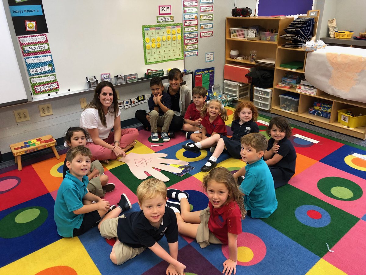 drifdavis's tweet image. First week of school feelings #davisme