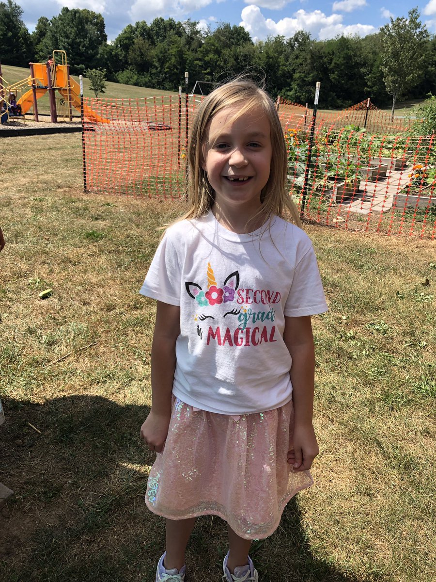 CburgPSPups's tweet image. Check out these students excited for the first day! #MCPSFirstday