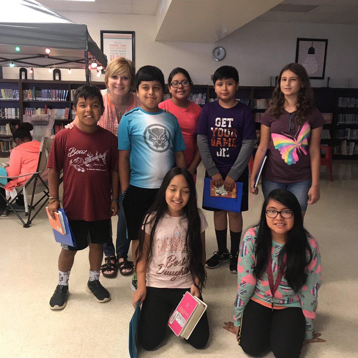 jmckeeread's tweet photo. Btothepowerof4 Littera house members @robsims33 @MirandaBattles @kaseybwood @AlbertvilleEES https://t.co/B4Ef5SutzP