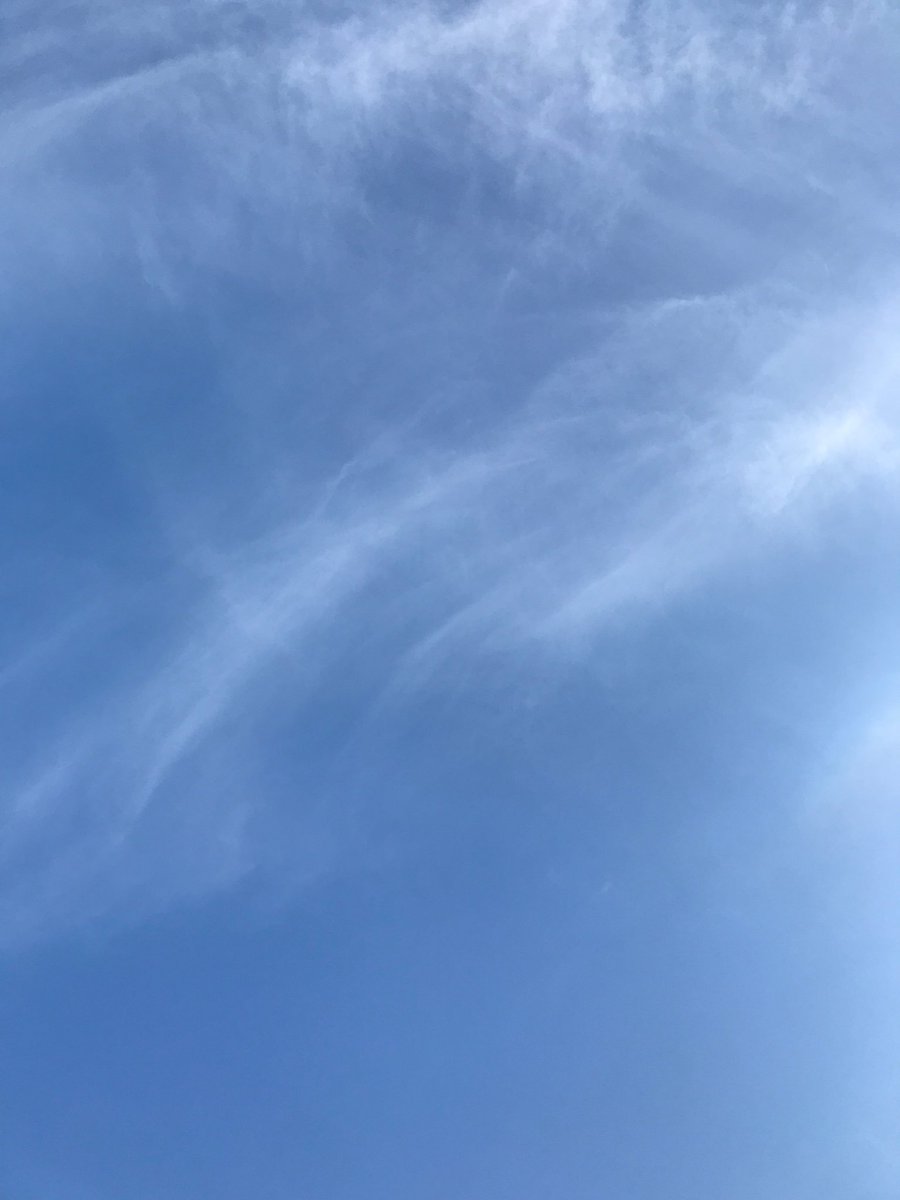 krissyvar's tweet photo. Thinking about ⁦@astro_luca⁩ on the other side of the atmosphere!  Ciaooo dalla Costa Azzurra! https://t.co/defVISLN8q
