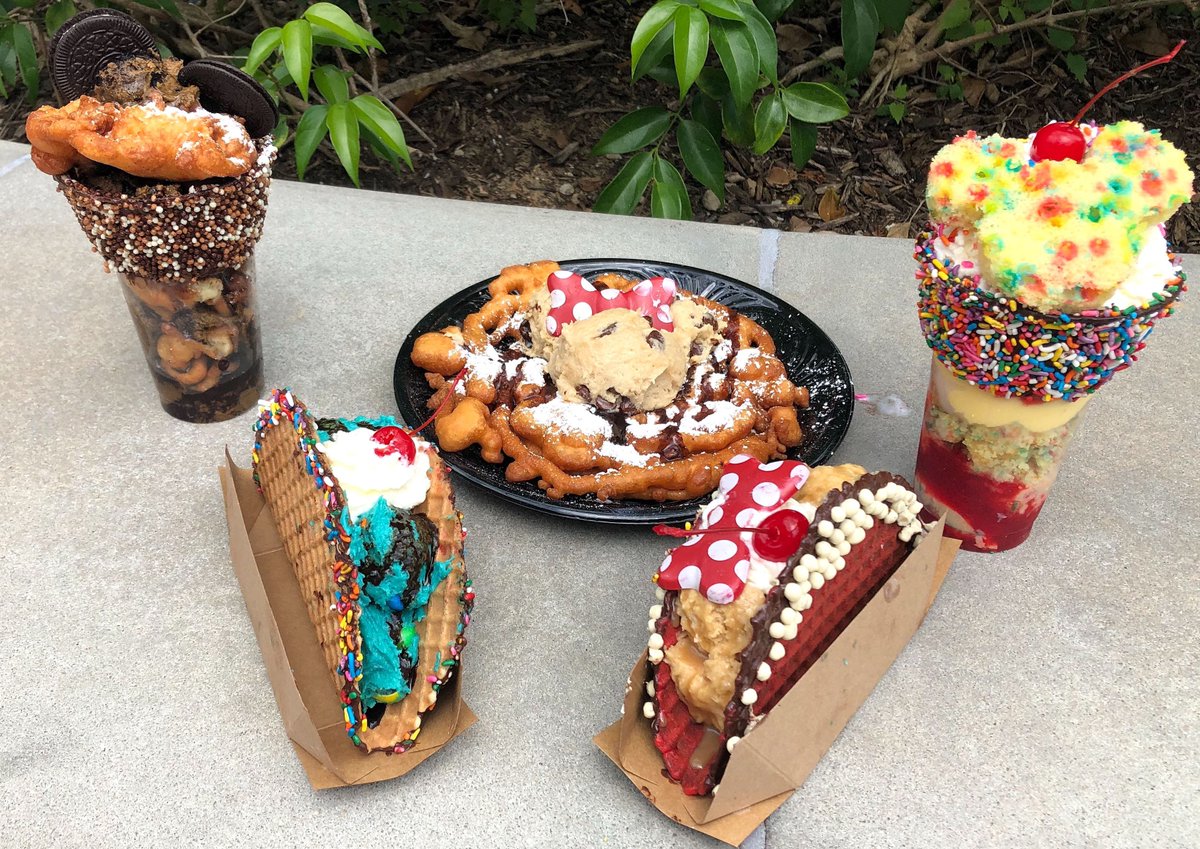 WDWNT's tweet photo. REVIEW: New "Cookie Dough and Everything Sweet" Food Truck Rolls Into Disney Springs

https://t.co/BfpHHObjjp https://t.co/0js2iaYn1g