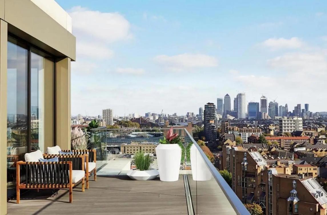 “Support him or not, <a href="/BorisJohnson/">Boris Johnson</a> brings hope”. Find out why our CEO Will Herrmann is anticipating change po.st/qXqTKx

#PrimeMinister #BorisJohnsonPM