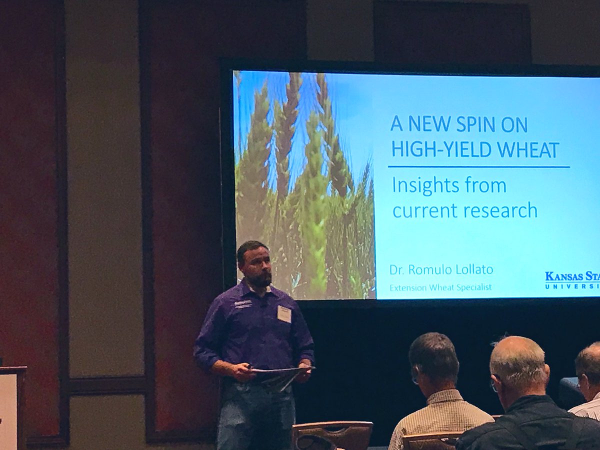 caseadilladilla's tweet photo. In this turbulent environment, high yield wheat becomes even more evasive. @KSUWheat presenting on how to utilize evolving practices to maximize wheat 🌾 yields. #WheatU #SorghumU https://t.co/1L0nppQkfd