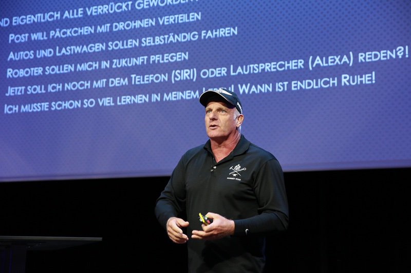 DigitalForumCH's tweet photo. Stehen wir vor einer Disruption oder versteht sich Digitalisierung mehr als Transformation?
Antworten in der Zusammenfassung der Erstausgabe des Digital Economic Forum Zentralschweiz zum Nachlesen: https://t.co/xu1KL9cT56 #DEF19 https://t.co/GhF8MvNoSq