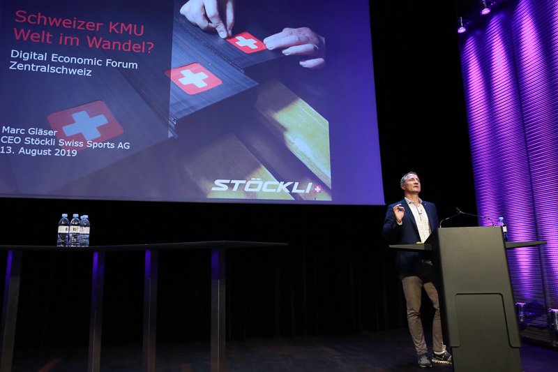 DigitalForumCH's tweet photo. Stehen wir vor einer Disruption oder versteht sich Digitalisierung mehr als Transformation?
Antworten in der Zusammenfassung der Erstausgabe des Digital Economic Forum Zentralschweiz zum Nachlesen: https://t.co/xu1KL9cT56 #DEF19 https://t.co/GhF8MvNoSq
