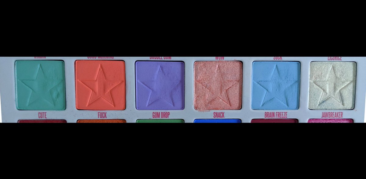 aputriute's tweet photo. So i had a lack of creativity lately so i decided to give my self a challenge using only one row from only one palette and i used @JeffreeStar new #Jawbreaker palette! Im obsessed! 😍 #beauty #makeup #jeffreestarcosmetics https://t.co/O5IOiM7F8N