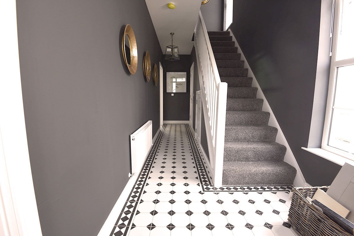 ceram98's tweet photo. Some lovely pictures showing some of our tile ranges in the O’Kane Group show houses in Abbeyfields development in Dungiven. Beautiful homes!! 😍
#nihomes #tiles #interiordesign #nctiles https://t.co/vjCzgPbQj4