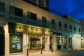 Book your room at the Courtyard by Marriott Little Rock Downtown  for only $99 a night and be close to the action.  Located right across the street from the 2019 Little Rock Pride Fest (headlined by Betty Who)!  buff.ly/2z6CRnL