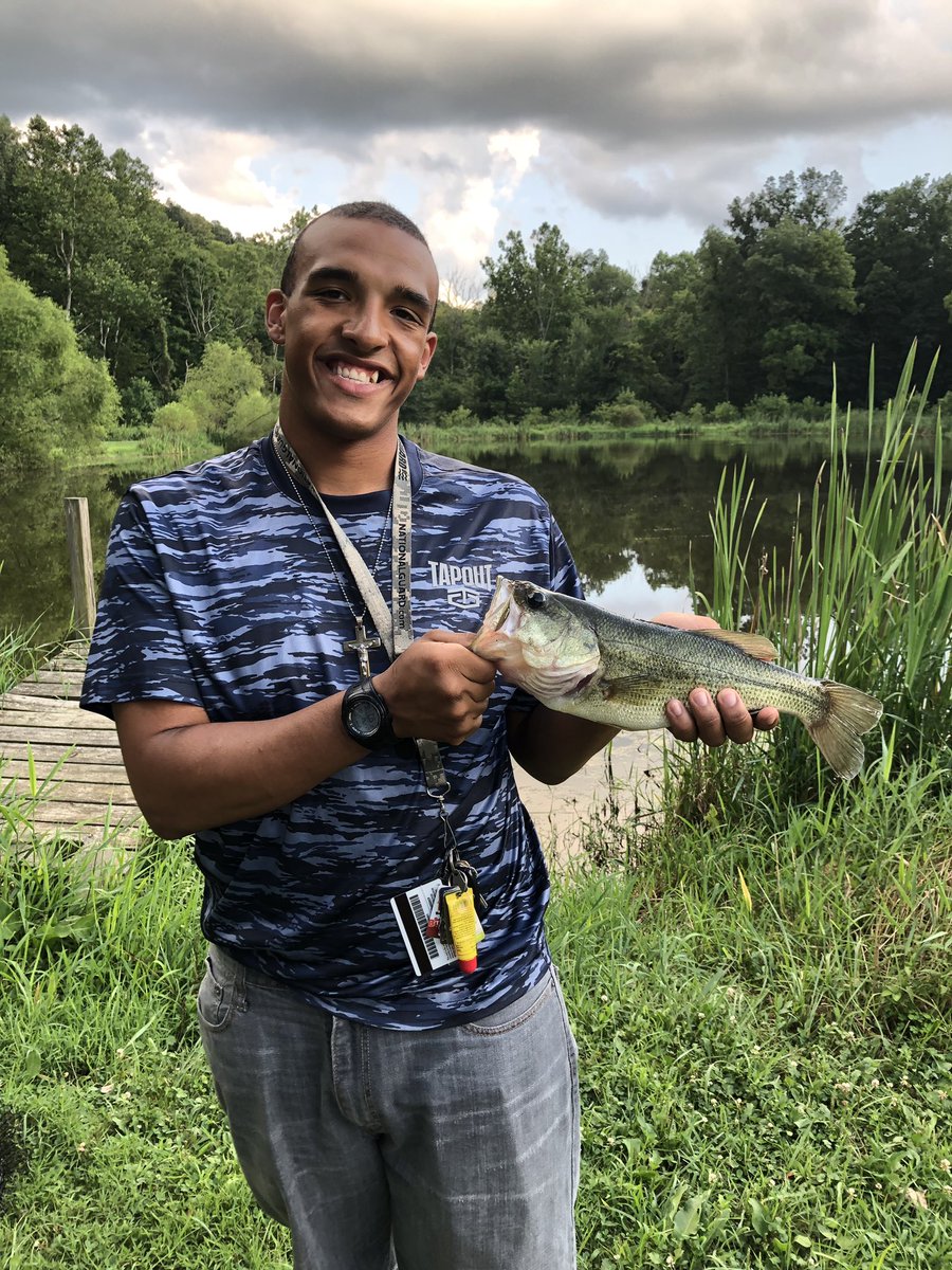 ohio_fins's tweet photo. my brother and his bass. #bass #bassfishing #summerfishing #largemouthbass https://t.co/HQq2UAUsSG