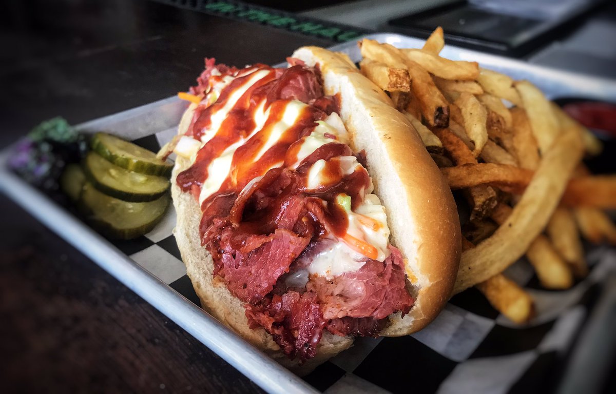 chefmikg's tweet photo. IT’S BACK @AlarysBar! You said you wanted it again so here it is, The Van Damme. Our house made bison pastrami topped with coleslaw, white american, and BBQ sauce on a toasted hoagie roll.
#14Spice #filthygood #foodislove #craftmadesandwich #vandamme #delicious #followme https://t.co/9Uv0GFlGk8