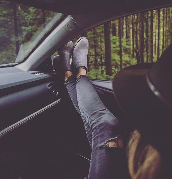 trivu_app's tweet photo. • ¿Se viene una #escapada de 𝗳𝗶𝗻𝗱𝗲 𝗹𝗮𝗿𝗴𝗼? 🗺🚙🧳
• 💡 Te proponemos #ahorrar y cuidar el #MedioAmbiente, compartiendo tu auto. ♻️💰
• COMO?  📲 Descarga la app de #trivu y descubri la forma para moverte de manera inteligente.
🅣🅡🅘🅥🅤
#Carpooling #Viajar #Finde https://t.co/D7Sw9GYU5m