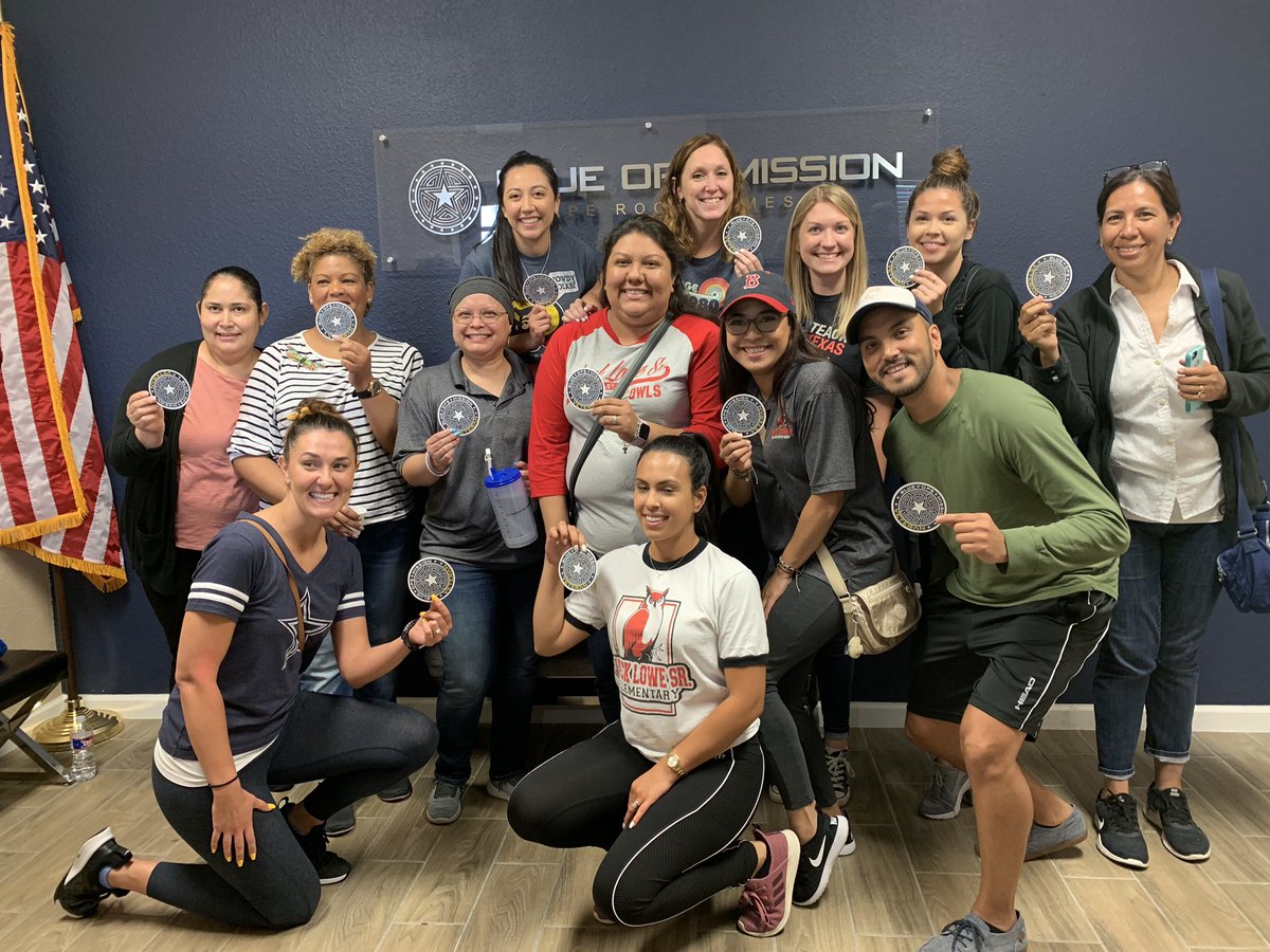 jaymenelson16's tweet photo. We escaped. Mission completed! #jacklowe #blueops #teambuilding #dallasisd https://t.co/JG4Ws6j0Tw