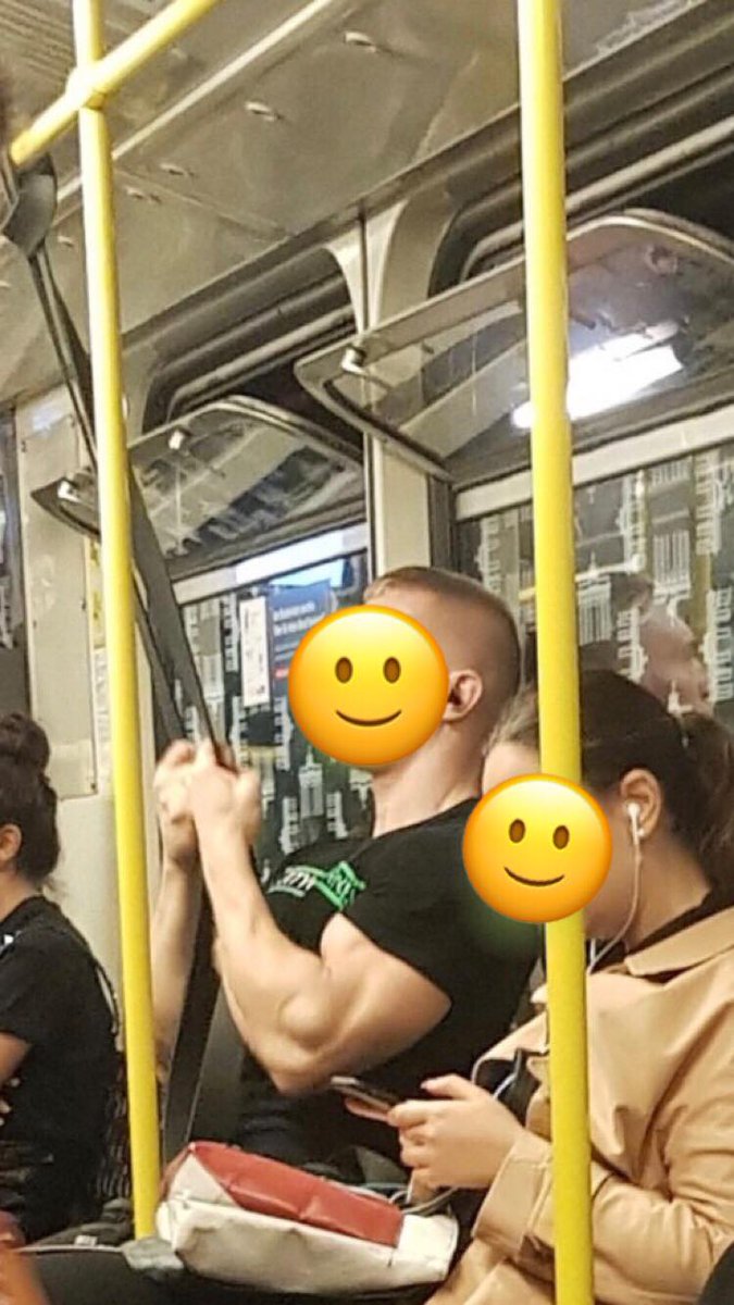 Und Leg Day ist dann, wenn Schienenersatzverkehr ist.
📷 <a href="/Holger_Michel/">Holger Michel</a>