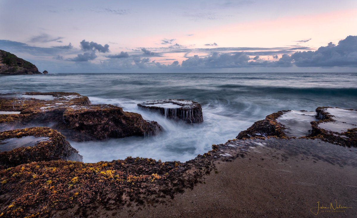 John7Nelson's tweet photo. #PlayaGuajataca #Quebradillas #PuertoRico #NikonPuertoRico #John7Nelson #J7N #Seascape #LongExposition #ExposicionLarga https://t.co/eVP7u4Kfan