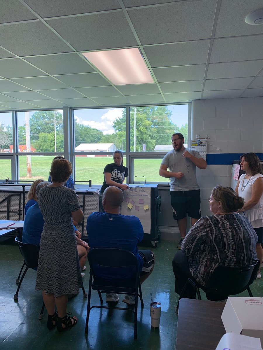 TheCCCFramework's tweet image. Schools across Missouri prepare for the new year by focusing on #SEL through the Missouri Post Secondary Success Project! Special thanks to our trainers for facilitating #assertiveness #selfregulation professional development! @SEMissouriState @UCentralMO @SSDStLCo #DESE