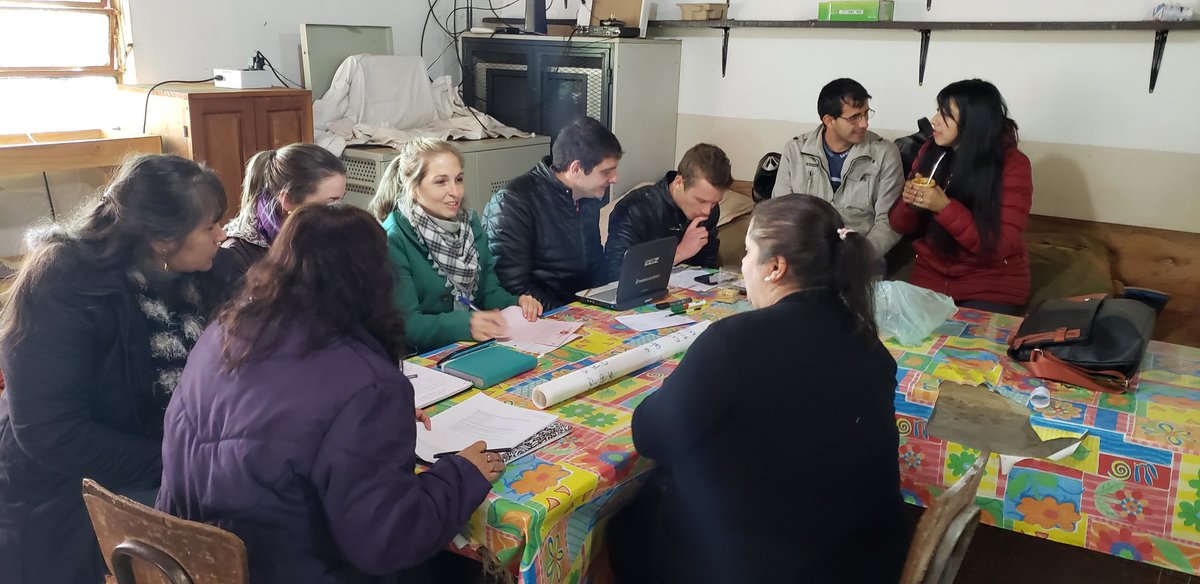 Laura_Noremberg's tweet photo. #2daJornadaInstitucional
SRP #SanPedro #Ext81
Toma De Nota - Estrategia para La Enseñanza - Acuerdos - Abordaje Especifico 💪
@Estelatavares14 @mariluleverberg
Educación Rural a Ful 👏👏👏 https://t.co/45TI2Vw45w