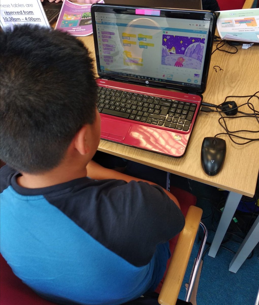 corkcolibrary's tweet image. Concentration levels were at all time high today at #BandonLibrary as we furiously coded to get our puppies into space!!!
Thanks to @BabsCoderDojoI1 for facilitating 3 #CoderDojo workshops today, ably assisted by Lucy, a #CoderDojoMentor. Interested in mentoring?
📞 (023) 8844830