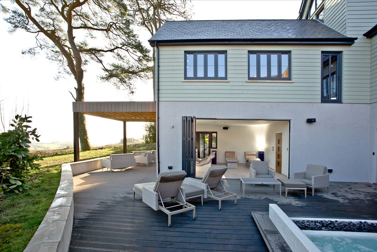 Stuck for plans this weekend? Book a spa day in our BE You Spa &amp; Gym at Beyond Escapes from just £30! 

View available treatments 👇 beyouspa.co.uk/spa/treatments/