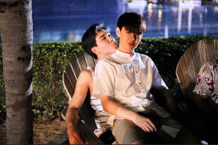 MyatPs's tweet photo. @TutorHeart1 @WeLoveYThai PerthSaint Please 🙏🙏🙏 @BabyAye2  
#PerthSainitSation 
#TRIGON 
🐯🐉🖤❤️ https://t.co/bzlCxA9uXc