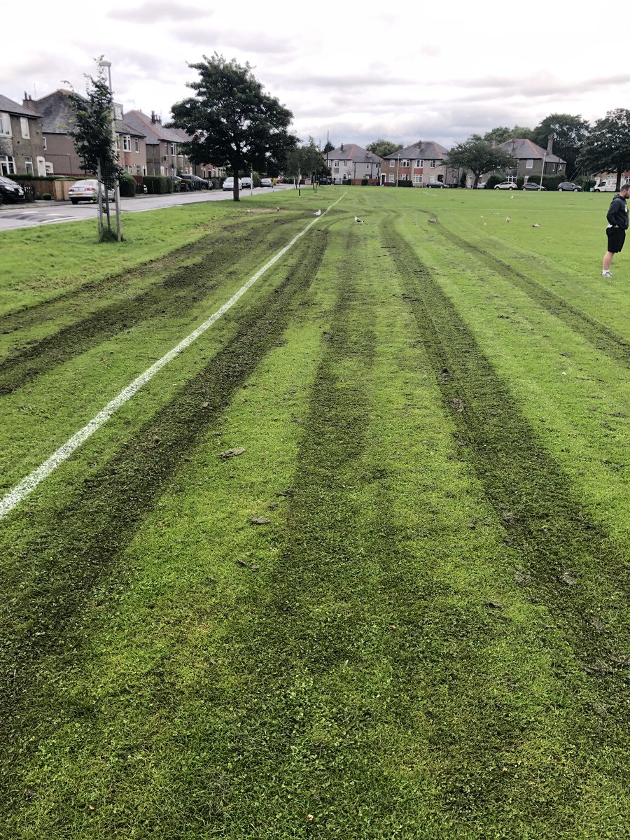OfficialDinsey's tweet photo. Just as we thought we escaped the sheer butchering of pitches that Iโd happening by @Edinburgh_CC because we maintain our own park,Iv just come to check it to find this..
Look how we had it 2 weeks ago in comparison.Thanks guys ๐๐ป๐คฌ
@Jacobfarr31 @Scottish_AFF @LaurieThistleFC https://t.co/2s1CDW2zYA