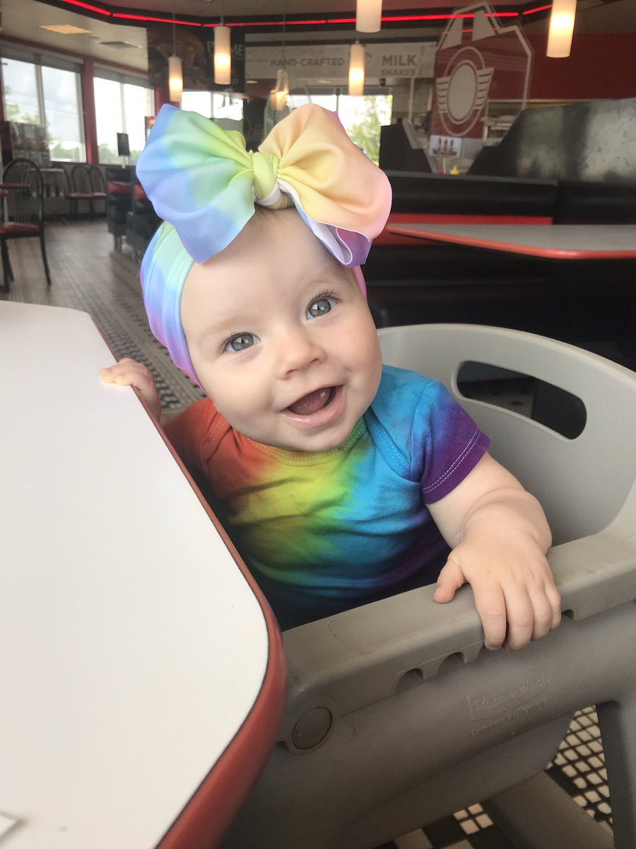 katmarie2014's tweet photo. You didnโt get any KennyG bows at the bow drop last night? ๐ฆ You craaaazy ๐คช
Follow KennyG @kennygbowtique for all your rainbow bow needs ๐ if she gets to 1000 followers sheโs gotta a surprise for us all!
Use Bellaโs code Annabella15 to save 15% ๐
#rep #bowrep https://t.co/oR6B12kqmW