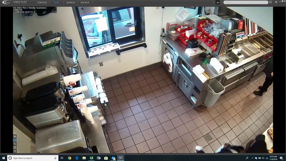 3sixtyteam's tweet photo. Fast-food restaurant owners have more tools to deter theft and fraud with an integrated video surveillance and POS solution. https://t.co/D3Q78Zrj17 #videsurveillance #restaurantsecurity #security https://t.co/LaowgmbNko