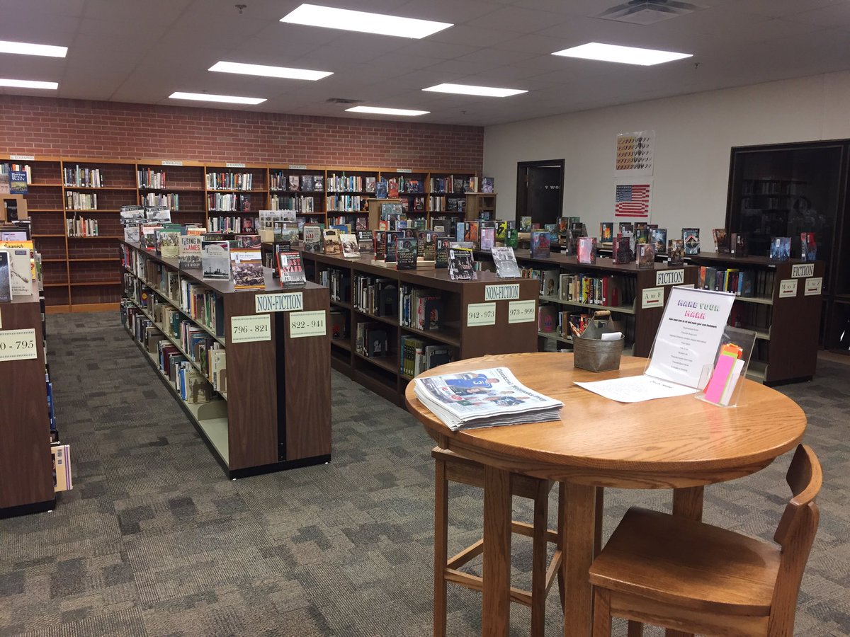 MichellekRawson's tweet photo. The Media Center is ready for students to be back!! @HoldregeDusters #dusternation #standasone #booksareknowledge https://t.co/c7vk95zESJ