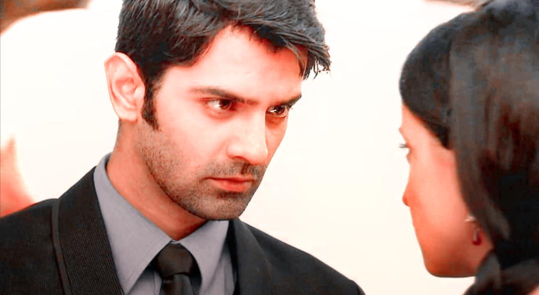 "Faasle Meelo Ke Hain Dono Hai Alag DishaKabhi Ye Mil PayengeNahi Kisi Ko Hai Pata" #BarunSobti  #SanayaIrani  #IPKKND  #Arshi