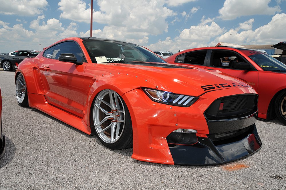 dubmagazine's tweet photo. 2019 Texas Heatwave - Custom Rides https://t.co/ZNHUaeazjt @Heatwaveinc #texasheatwave #customrides https://t.co/lvIqBntTvG