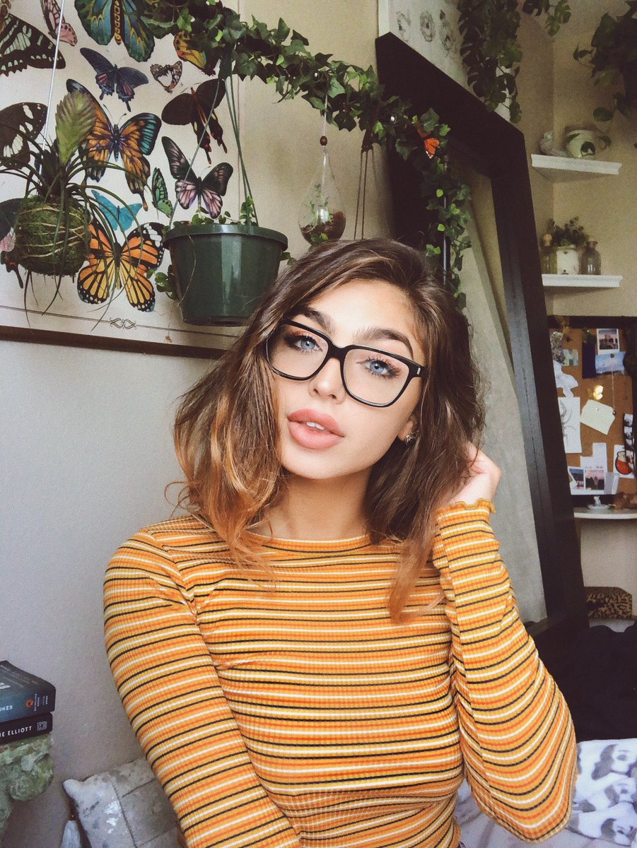 EmjayRinaudo on Twitter: "Emily don’t cut your hair. Emily don’t cut