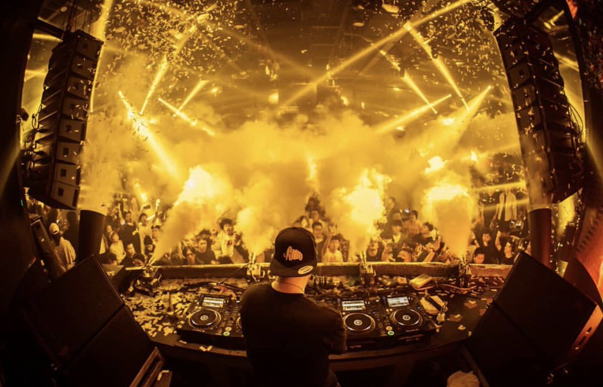 vivaabq's tweet photo. ๐ CALLING ALL BASS HEADS ๐
The Voyage Tour with @woolimusic and special guests @computamusic & @TrivectaMusic make a stop at @EffexNightclub next Thursday! Tickets are moving fast, lock in yours now -> https://t.co/xFFRdsdrQz! ๐
#Albuquerque #TheVoyage #EffexNightclub https://t.co/lHOBFYo8L9