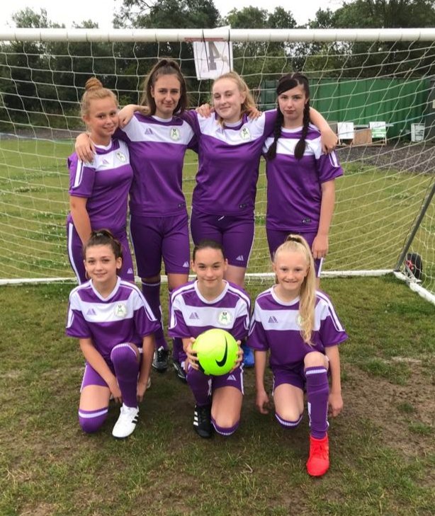 BasildonBGFC's tweet photo. Our U14 Tigresses (year 8&amp;9) are looking for more players to complete their squad. Contact Matt 07973123024 for more info or email bbgcsecretary@gmail.com @ECGFL_2018 #SquadBooster @EssexCountyFA @SchJamesHornsby @Woodlands_sch @SheCanPlayUK https://t.co/Mo0kve7QTT