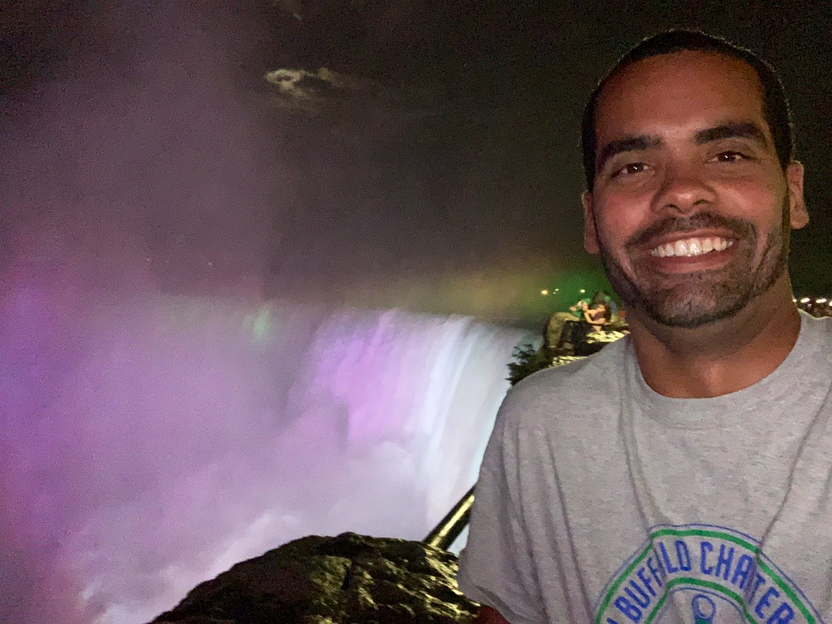 NickFreeSIP's tweet photo. Welcome to the @InnovareSIP family @southbuffalocs! It was great to begin #collaborating with the #Leadership team and school #board. And I got to mix in a little sightseeing! #ChangemakersInEducation #NY #NiagaraFalls https://t.co/RHiVj7FK7C