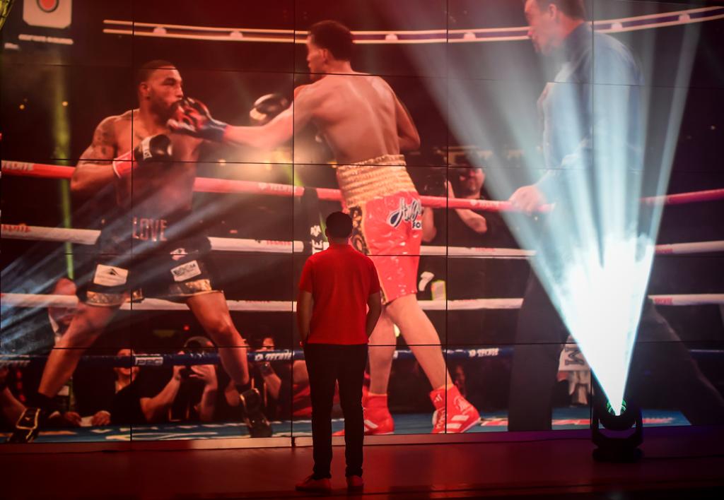 #BTS with my team at <a href="/PBConFOX/">FOX Sports: PBC</a> studios #BenavidezDirrell #AndTheNew 🚩