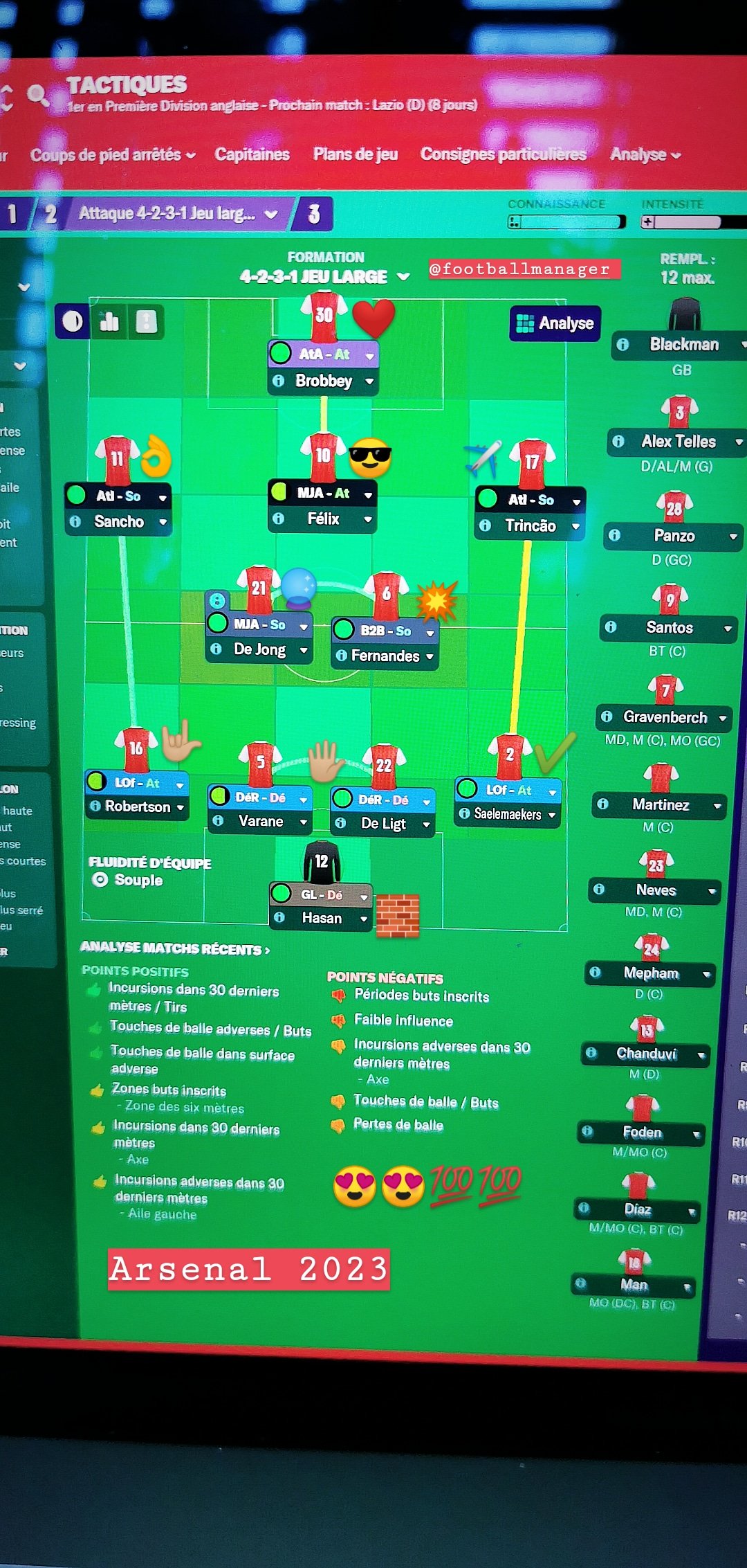 EB8suo5XsAErn_m?format=jpg&name=4096x4096