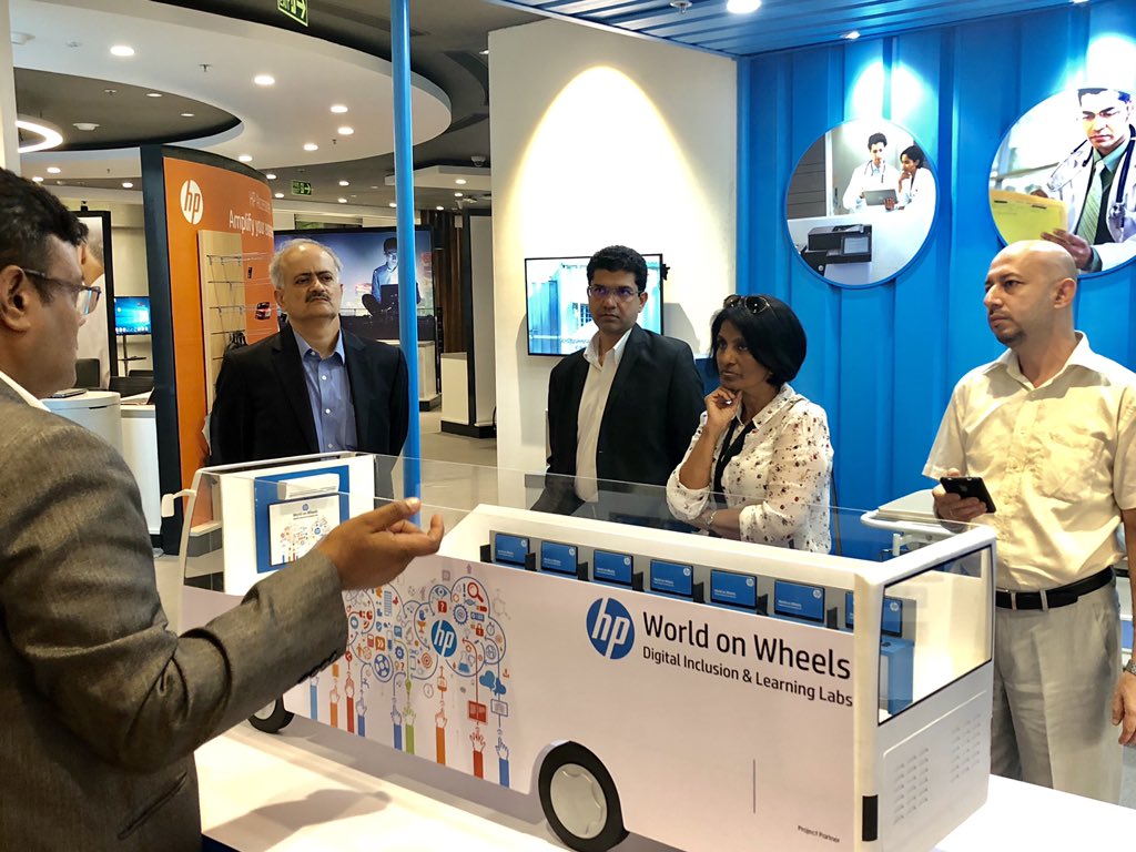 lakshmi_byst's tweet photo. @HPIndia we think alike! Thrilled to discover your innovation #worldonwheels in tandem with @FollowBYST #mobilementorclinic for aspiring #entrepreneurs Thanks for having #BYST and @vipin_sondhi over at your experience centre today #technologyforimpact https://t.co/qXOy1HVG7M