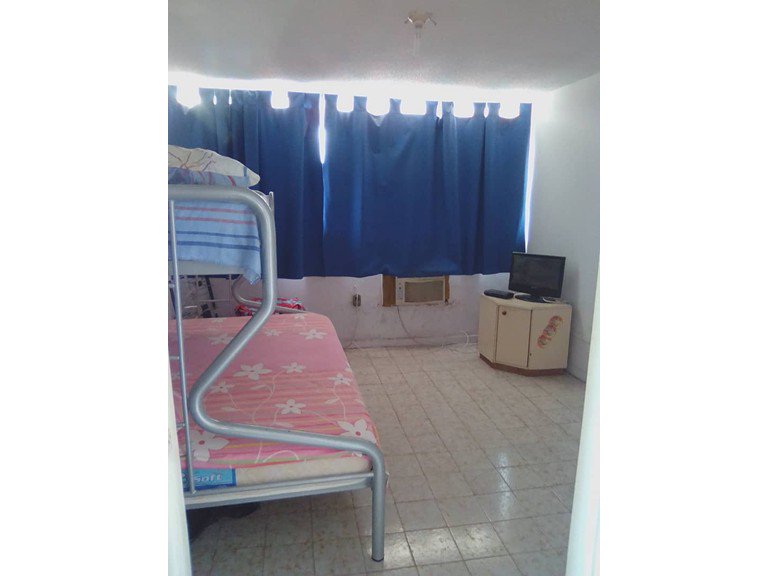 amalave17's tweet photo. Oportunidad venta Apto. Céntrico, Cod. 9, 60 m2 1 Hab. 1 Baño cerca de todo,  a media cuadra de Plaza Bolivar de Porlamar https://t.co/szc03WF4Rd