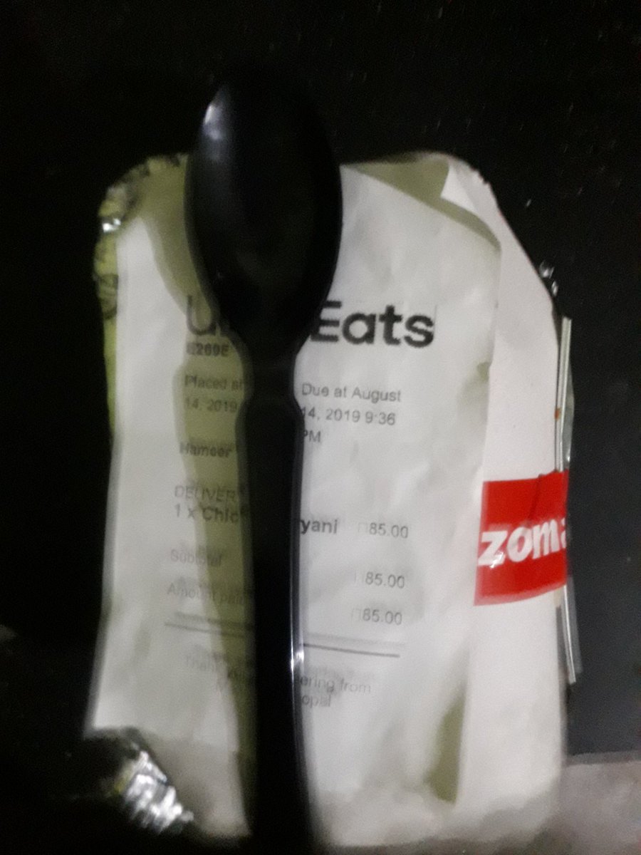 MehraHameer's tweet photo. why @ZomatoIN tag in @UberEats_IND  food Delivery.
That if we appreciate @ZomatoIN  delivery boy so that means we are appreciate #UberEatsIndia boy. https://t.co/1Df7MiLZEc