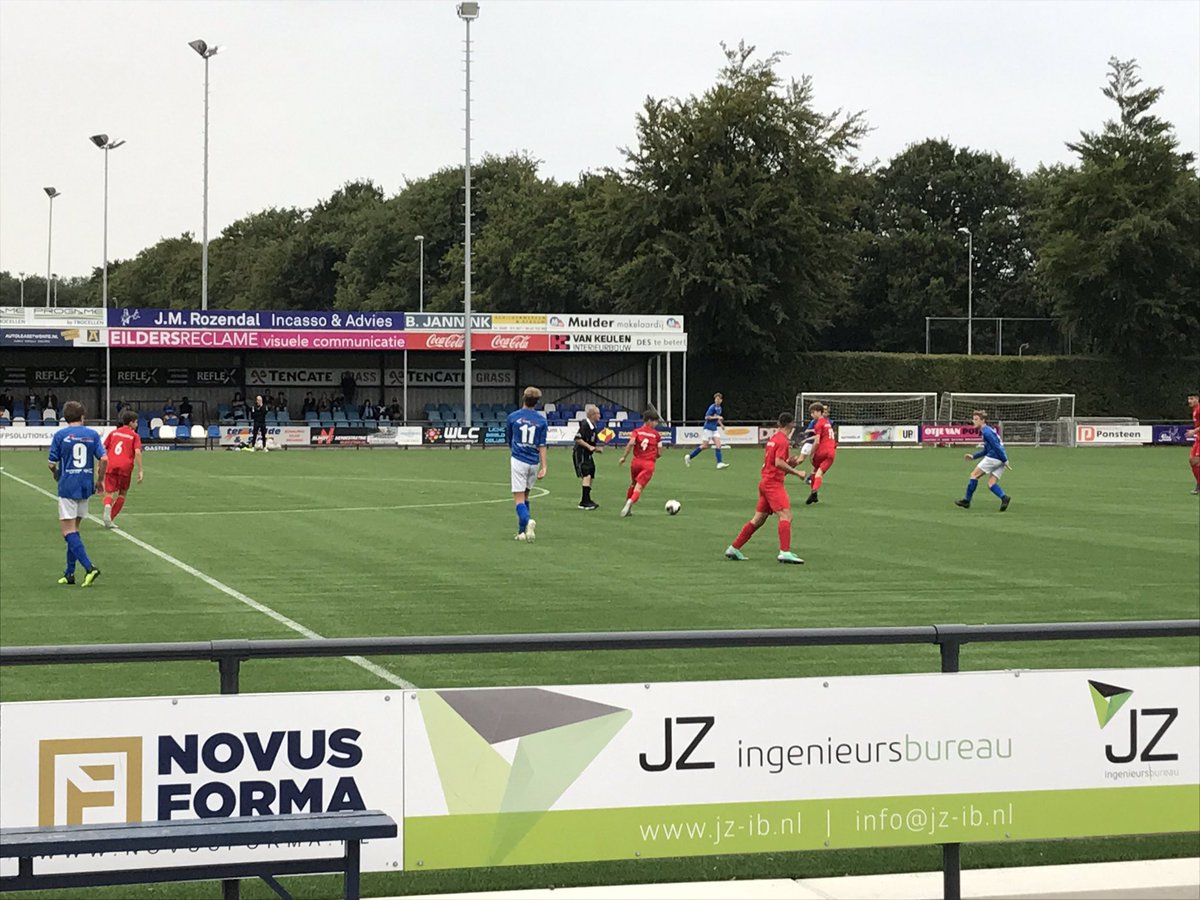 Leuke oefenpot vanavond voor <a href="/DeZweefJO19/">De Zweef JO19-1</a> tegen een sterk en fit Wuppertal. Mede dankzij <a href="/Wilgenweard/">De Wilgenweard</a>
