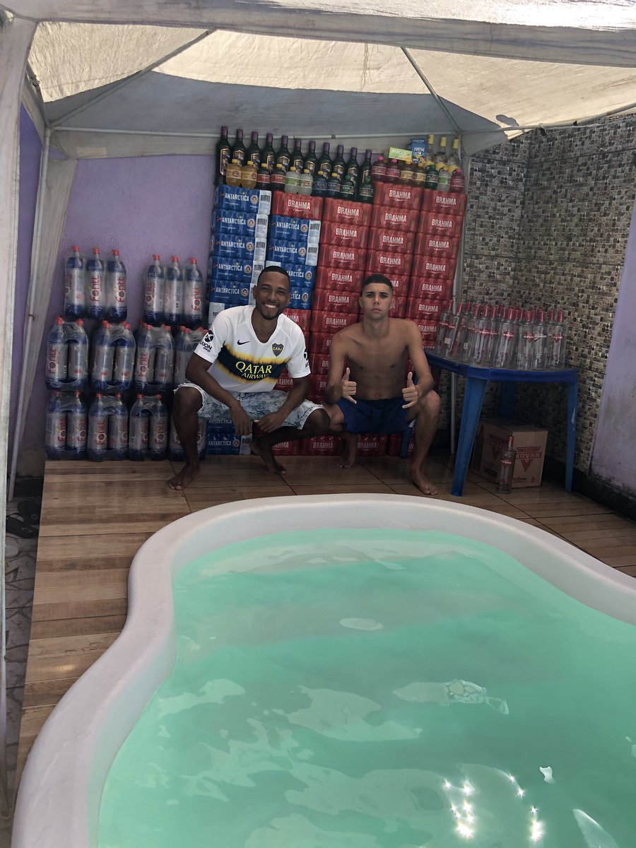 RDSAFESTA's tweet photo. Mais uma dupla que deu certo!!!
Dembele e charutão🔥🍻🍻
#RDS https://t.co/vIGlaxvo6v