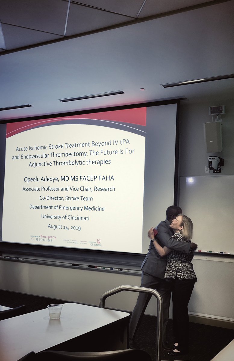 alvarezzzy's tweet image. Reunited🌲

@StanfordEMED chair, Dr. Andra @Blomkalns welcomes her former resident when she was a PD, Dr. Opeolu Adeoye from @TamingtheSRU/#CincyEM, now VC of #EMResearch.

This is what pride looks like. 

#EMConf #GrandRounds 
#mentorshipmatters
#whatwedoreallymatters