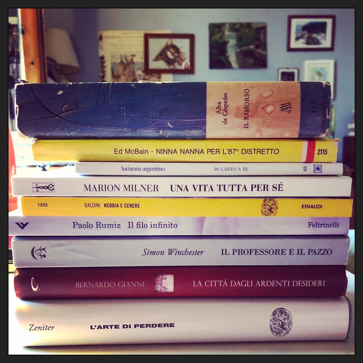 destinograzia's tweet photo. #libridaleggere #librisulcomodino #librinuovi #librivecchi #libriappenausciti #librivecchieedizioni #poesia #romanzi #libriditeologia #memoir #libridiviaggio #goticorurale #storievere https://t.co/DiopAQfaWm