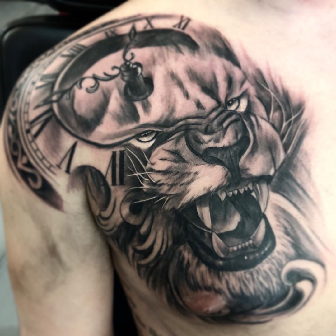 InkedRitual's tweet photo. 🏆Credit: Angel Araujo from London.
https://t.co/JQT1w7F4RE
@InkedRitual Tattoo Care
#tattoo #tattoolife #tattooartist #tattooist #inkedup #inkedritual #inkedrituallife #cooldesign #coolink #coolltattoo #awesomeink #cooltattoo #besttattoo #inking #inkedup #inkaddiction #tatto https://t.co/AiJ6Rdcozp